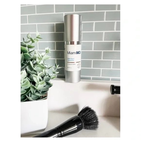 MiamiMD Dark Spot Corrector
